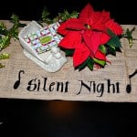 Day Eight: 12 Days of Christmas {The Secret of the Bullfinch & Burlap Table Runner} Runner1
