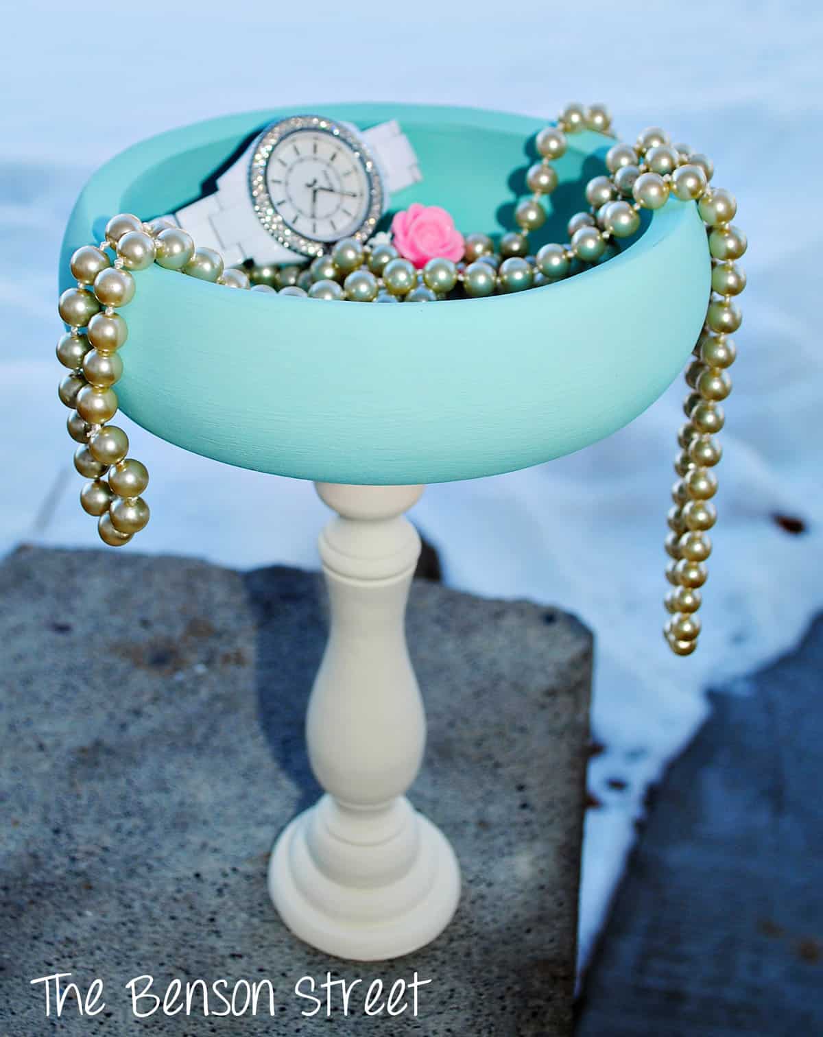 Pedestal Jewelry Dish Tutorial at thebensonstreet.com
