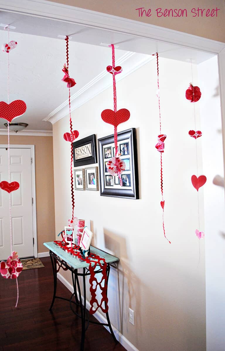 Hanging Valentine Garland