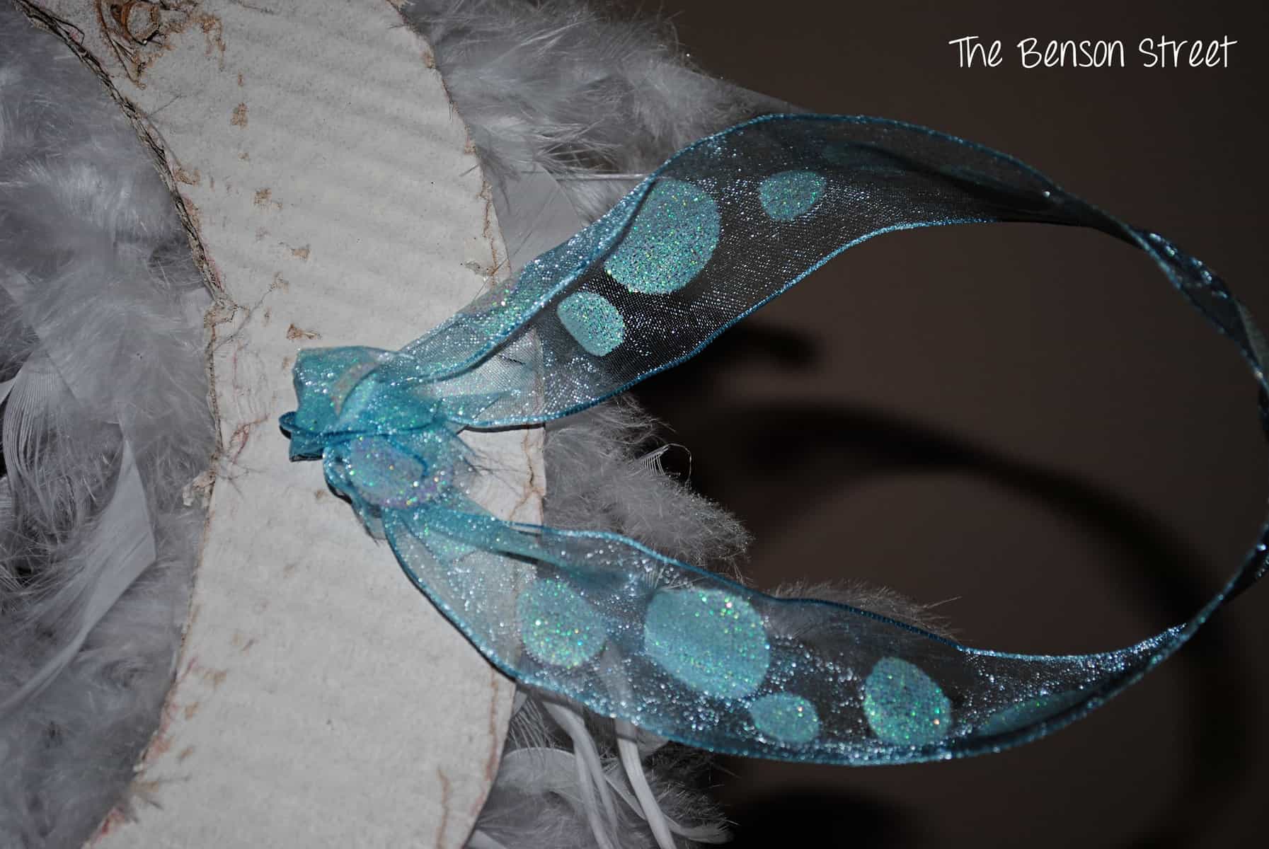 HangingRibbon