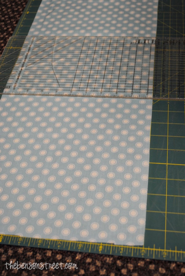Cutting out fabric favor bags at thebensonstreet.com