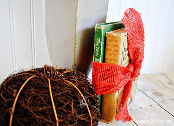 Easy Vintage Book Decor at thebensonstreet.com