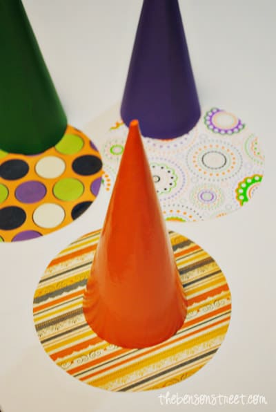 Fun Witch Hat tutorial adding bottom of hats