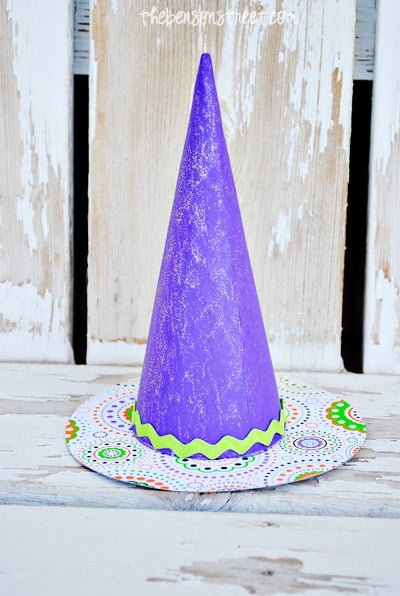 Purple Witch Hat decor completed