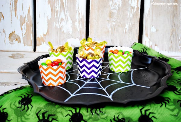 Spider Web Party Tray Tutorial at thebensonstreet.com