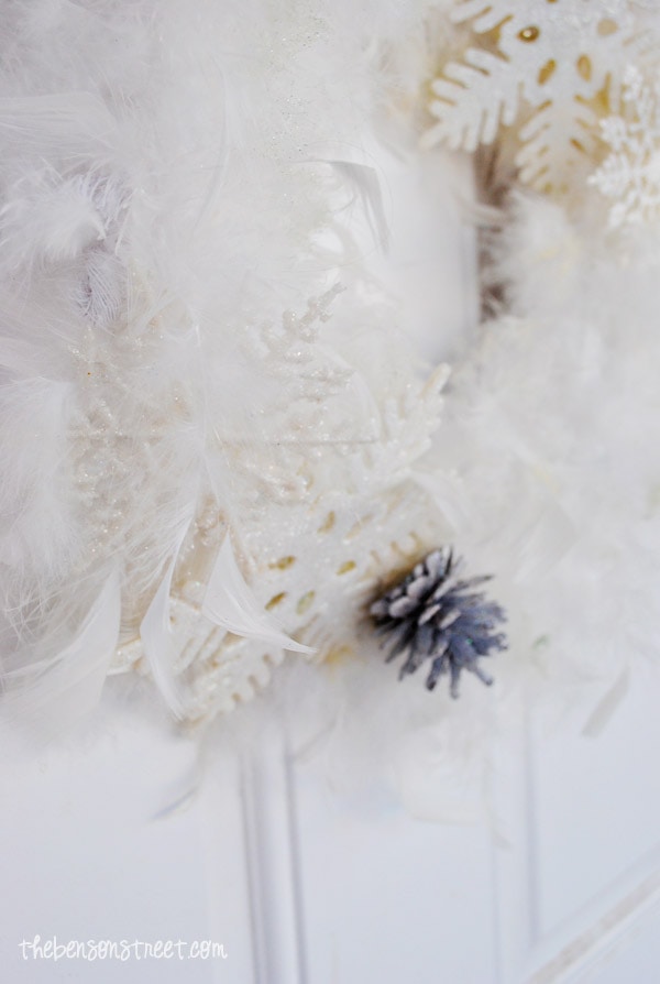 Snowy Inspired Wreath at thebensonstreet.com
