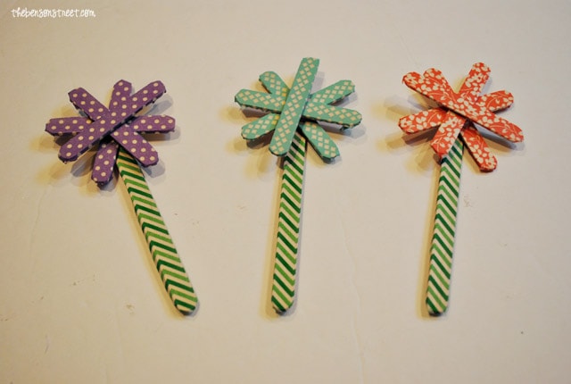 Popsicle Stick Flowers at thebensonstreet.com