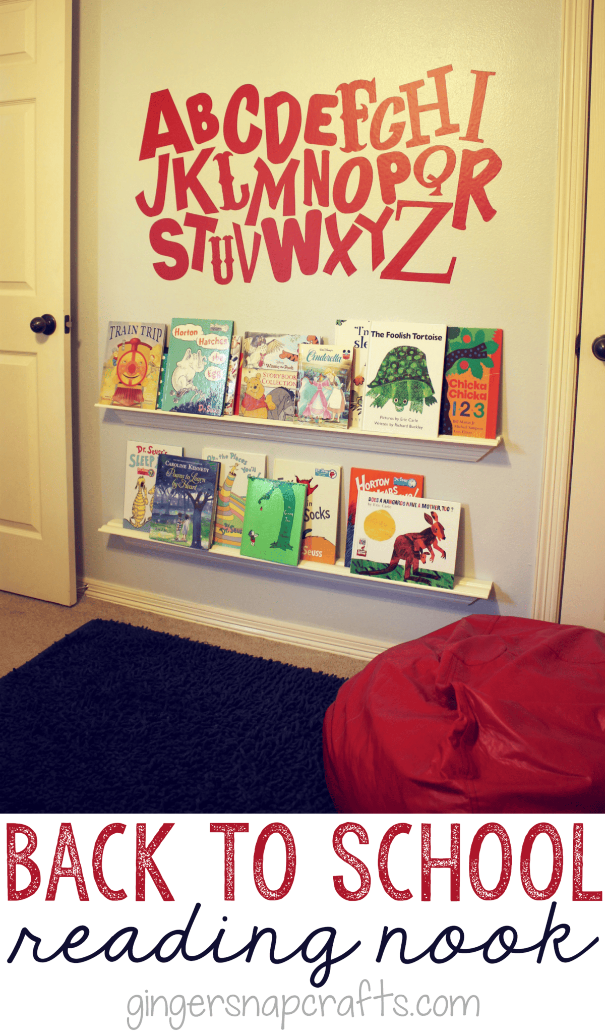 Back to School Reading Nook at GingerSnapCrafts.com ~ make you own book shelves #diy #school #books