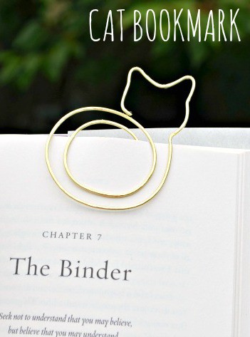 cat bookmark pin