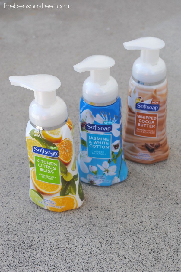 New Softsoap Foaming Soaps a perfect gift at thebensonstreet.com