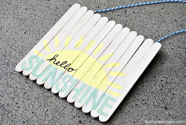 How to Make a Summer Mini Pallet Sign out of Popsicle Sticks