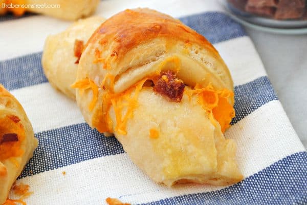 Easy Ham & Cheese Croissants Recipe