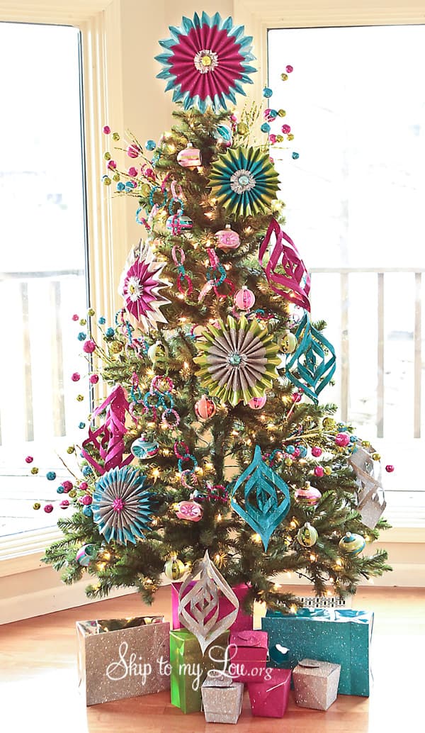 decorated-Christmas-Tree-photo
