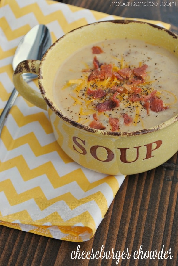 Cheeseburger Chowder! Easy and yummy meal perfect for a cool day. Recipe at thebensonstreet.com