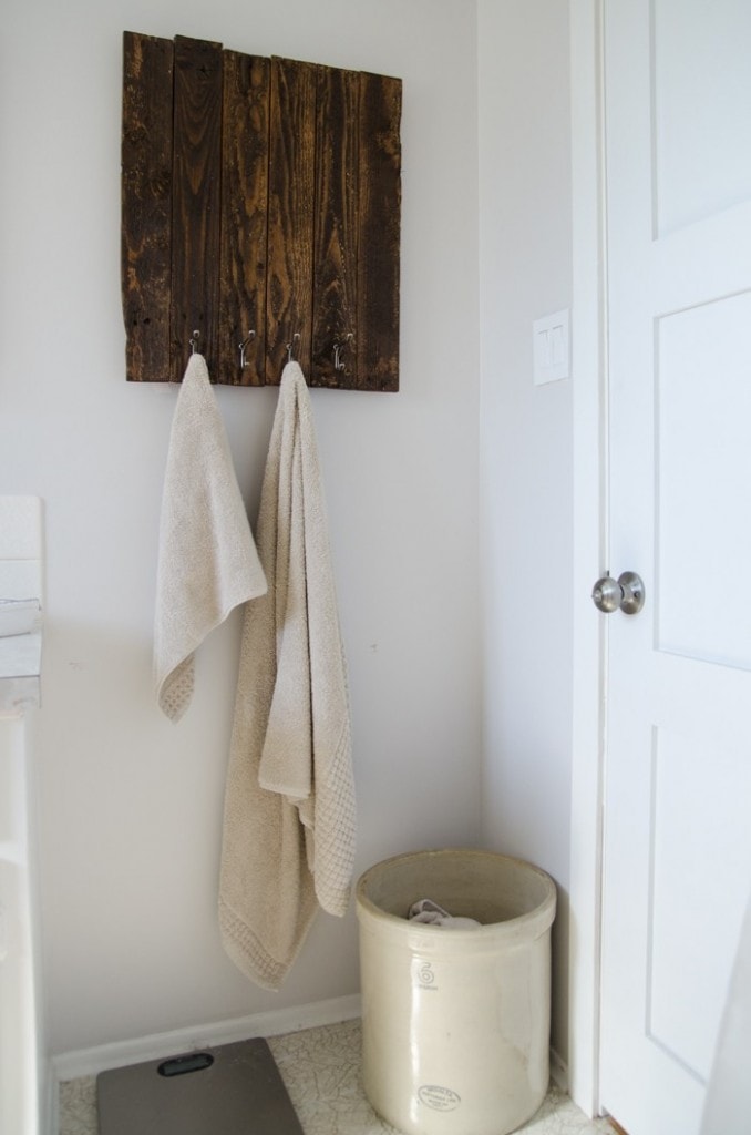 Towel-Rack-Web20140728-1