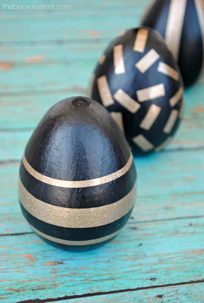 Adorable Easter Egg Idea by thebensonstreet.com