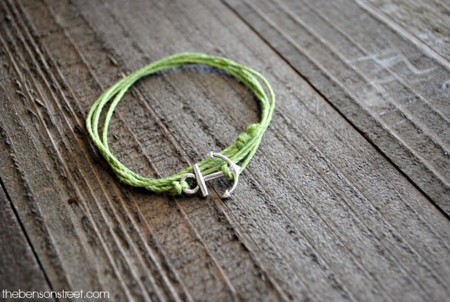 Simple Anchor Charm Bracelet
