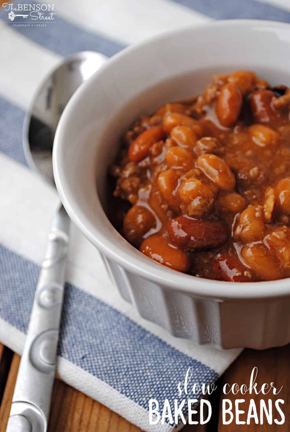 https://www.thebensonstreet.com/wp-content/uploads/2017/05/Simple-and-easy-slow-cooker-baked-beans-recipe-shared-on-thebensonstreet.com_.jpg