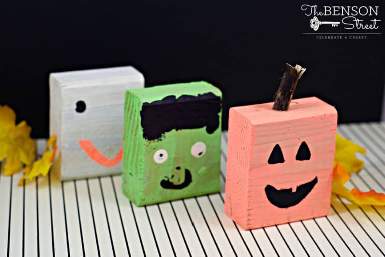 Kid Halloween Craft Blocks