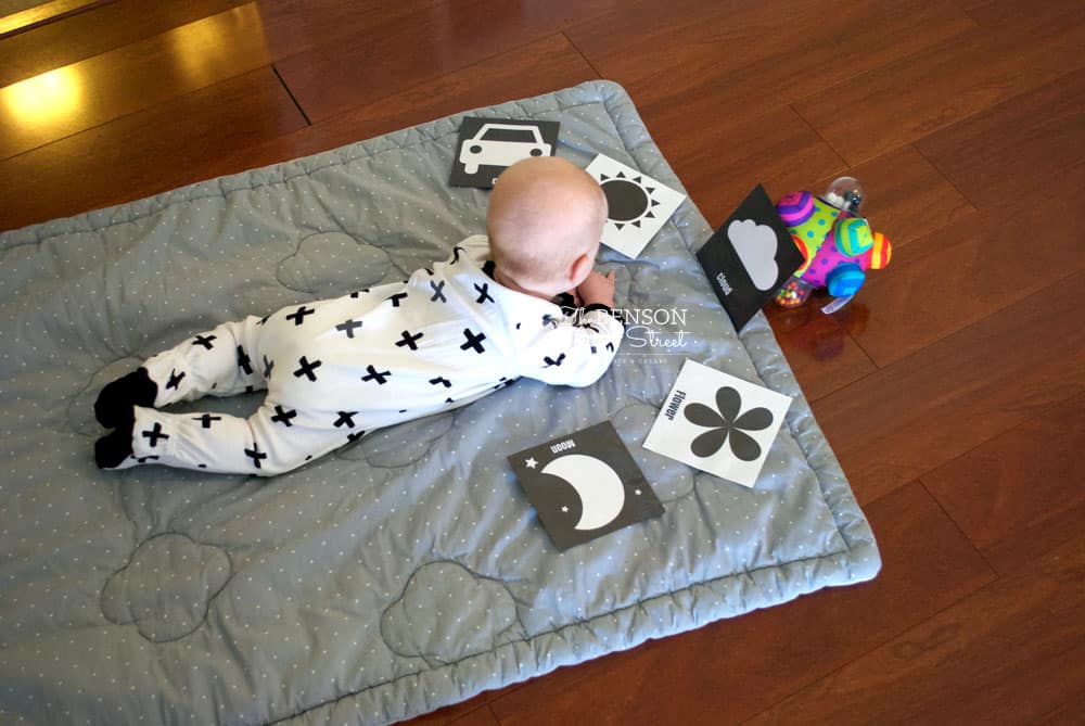 Add some fun to tummy time with printable black and white flash cards