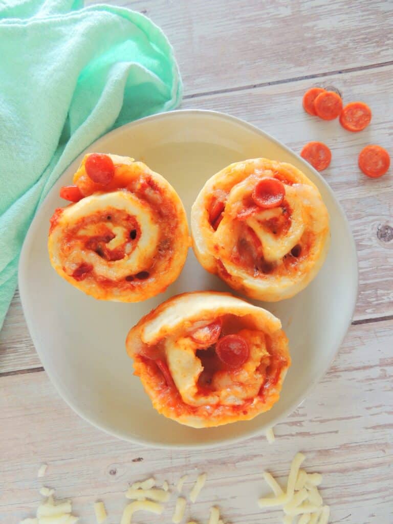 Easy Homemade Pizza Roll Appetizers Recipe