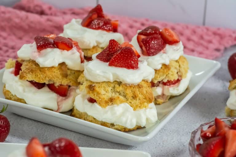 How to make Strawberry Shortcake from Scratch: Easy Recipe