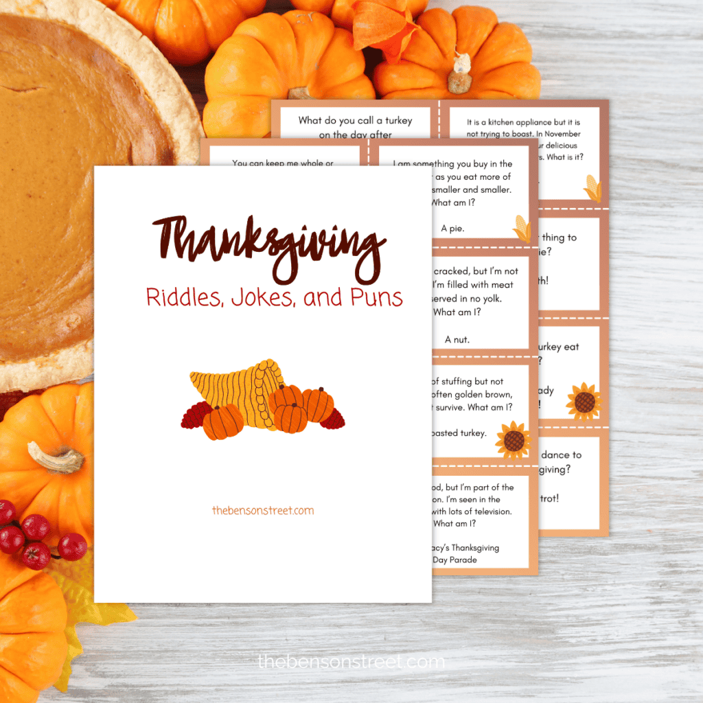 Free printable Thanksgiving Riddles Jokes and Puns Cards for Thanksgiving dinner
