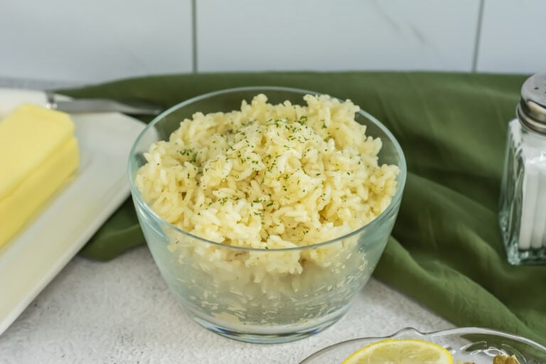 How to make butter rice at home in a serving bowl