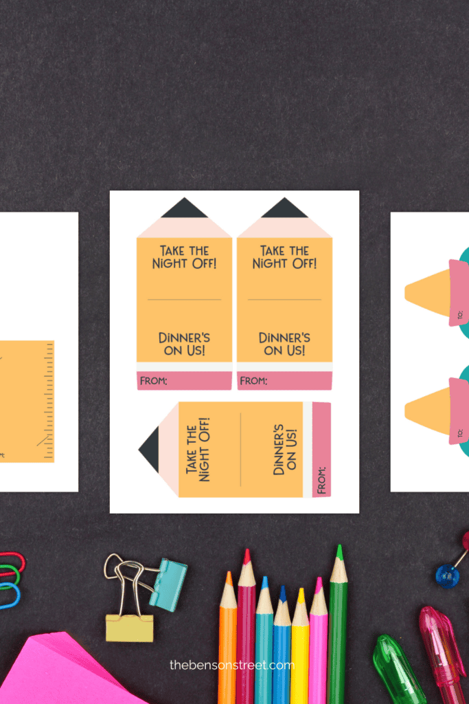 Pages wtih free printable gift card holders for teacher gifts