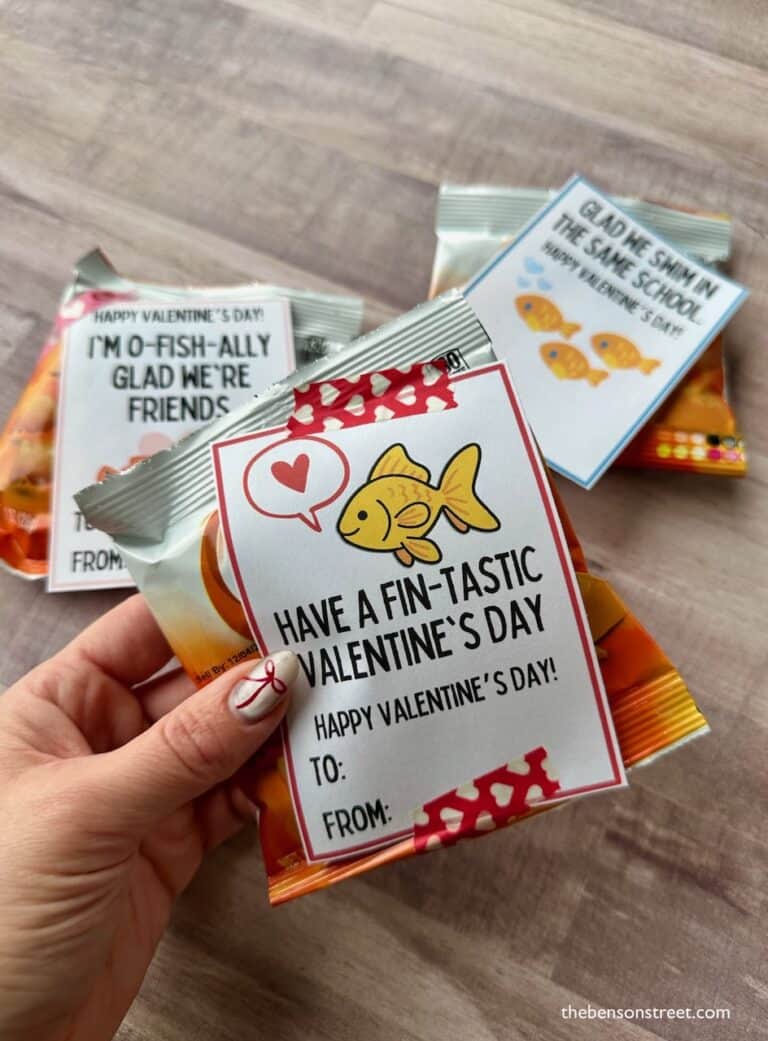 Have a fin-tastic Valentine's Day free printable goldfish tags