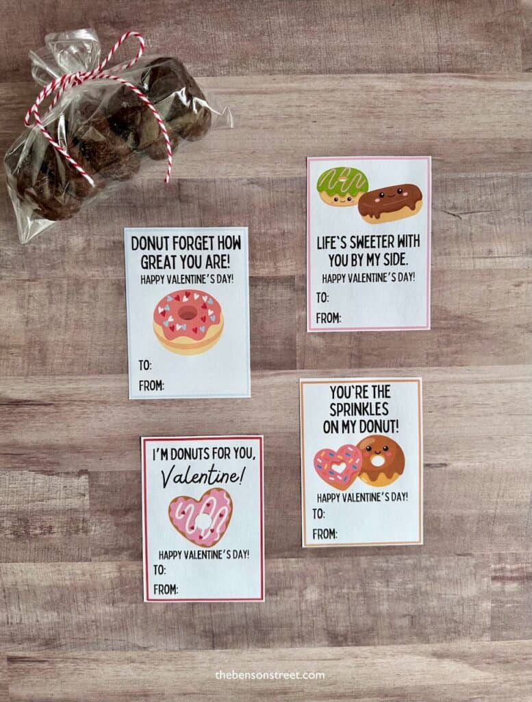 Four kids valentine printable cards with donuts