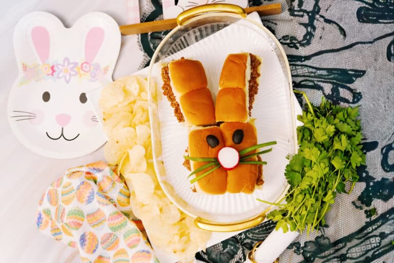 How to make an Easter bunny face out of slider sandwiches