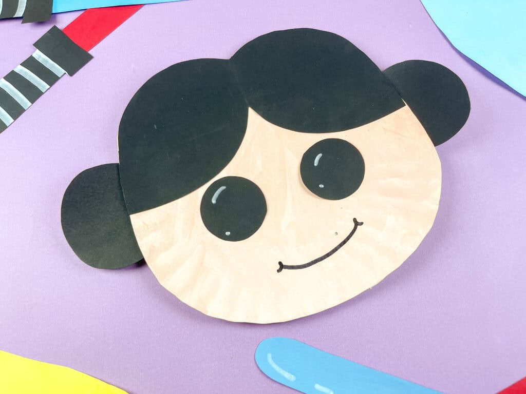 Simple and easy to make paper plate craft inspired by star wars